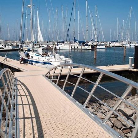 Ijsvogel Apartment, Duplex Family Home 4-Bed Located On The Largest Saltwater Lake Bruinisse Exteriér fotografie